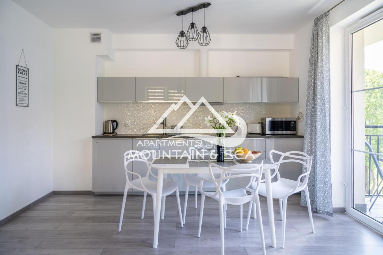Apartament Grey シクラルスカ・ポレンバ エクステリア 写真